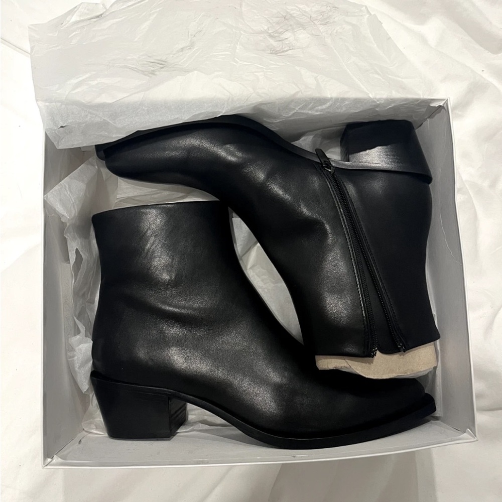 La Canadienne made in italy leather booties birdie black size 41 / 10 new in box